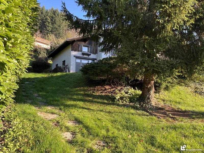 Maison - 94 m² - 5 pièces