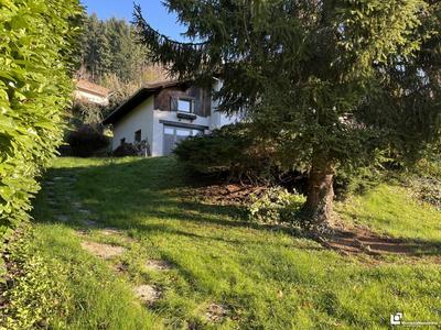 Maison - 94 m² - 5 pièces