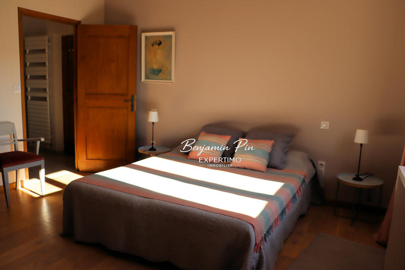 Mas - 170 m² - 6 pièces