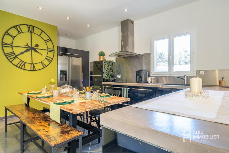 Villa - 100 m² - 4 pièces