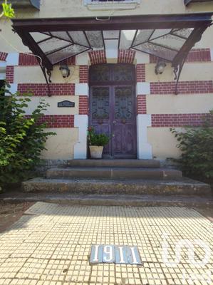 Maison - 180 m² - 8 pièces