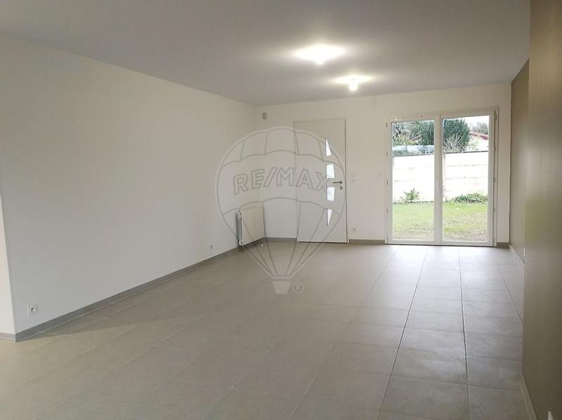 Maison - 95 m² - 4 pièces