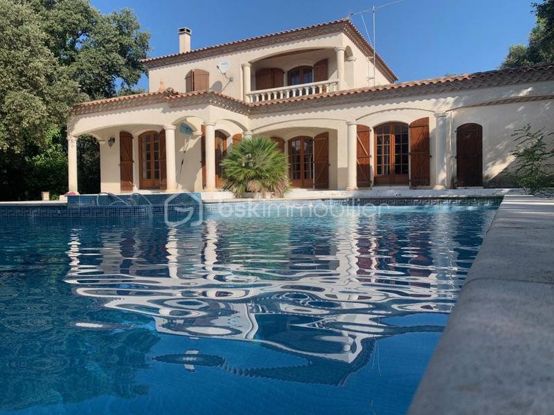 Villa - 140 m² - 5 pièces