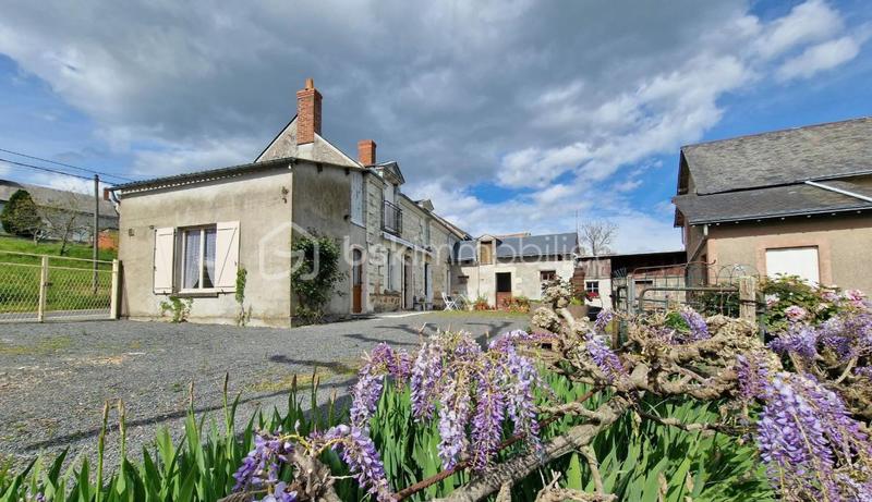 Maison - 90 m² - 4 pièces