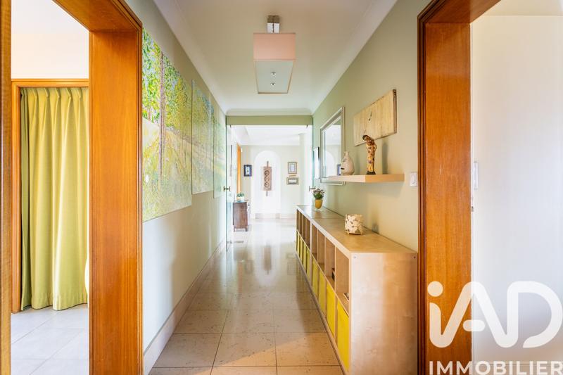 Appartement - 197 m² - 7 pièces