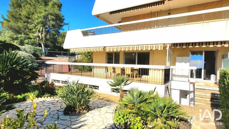 Appartement - 95 m² - 4 pièces