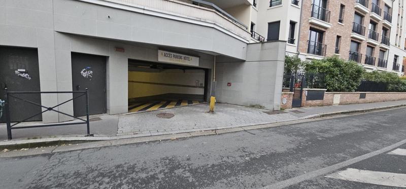 Parking / Garage - 12 m²