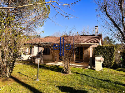Maison - 138 m² - 5 pièces