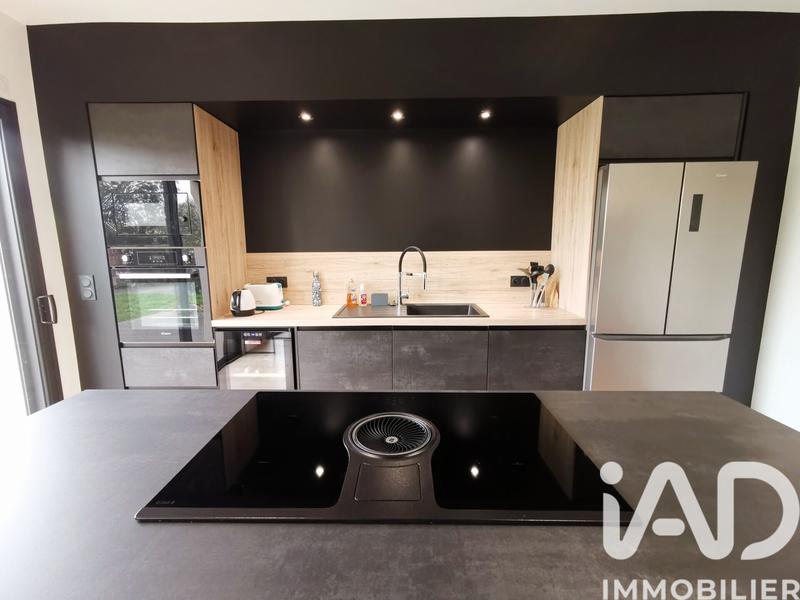 Maison - 105 m² - 5 pièces