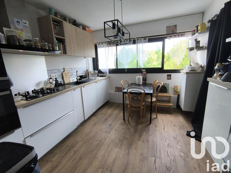 Appartement - 99 m² - 5 pièces