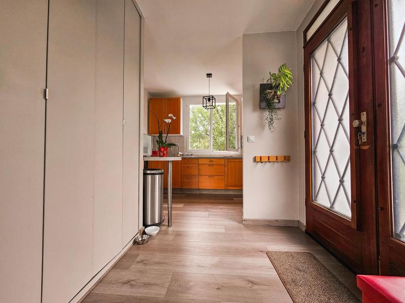 Maison - 90 m² - 6 pièces