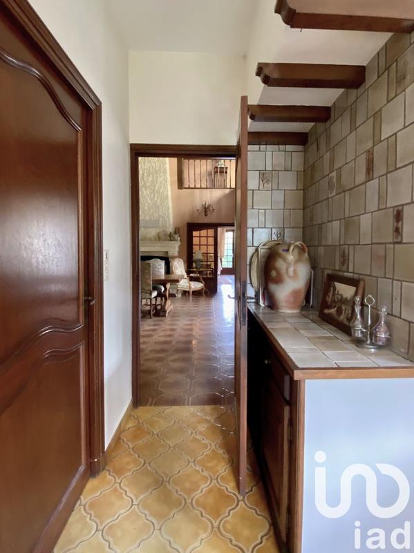 Maison - 230 m² - 7 pièces