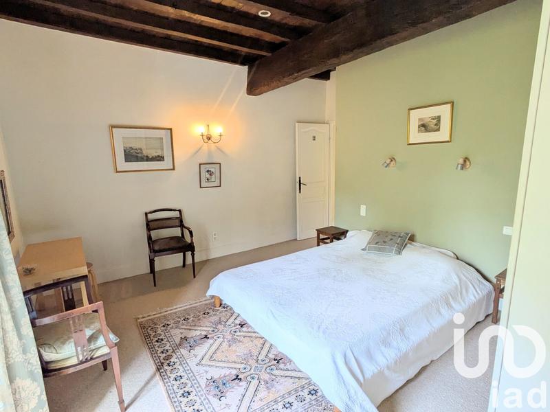 Maison - 303 m² - 19 pièces