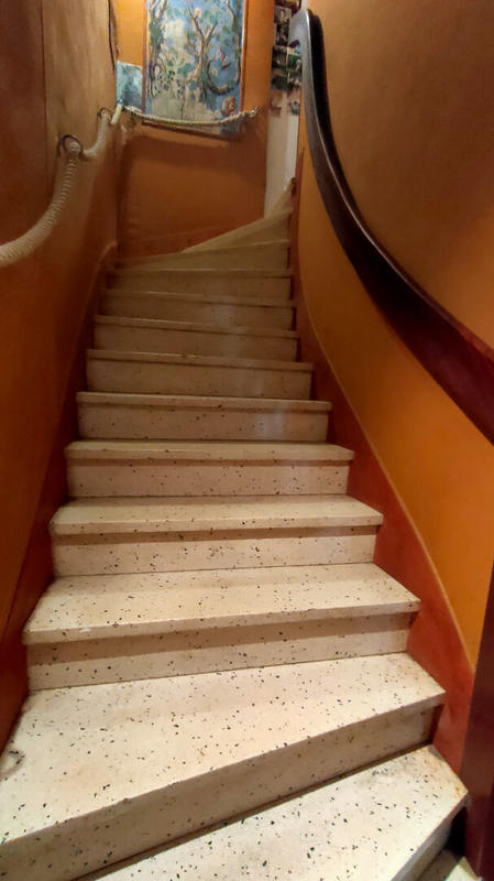 Maison de ville - 2 051 m²