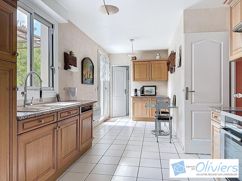 Maison - 152 m² - 7 pièces