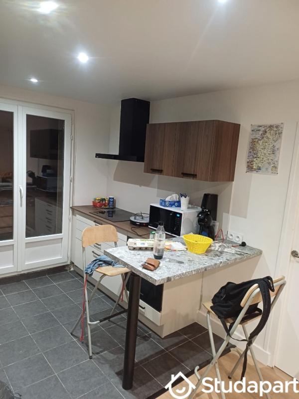 Chambre - 10 m² - 1 pièce