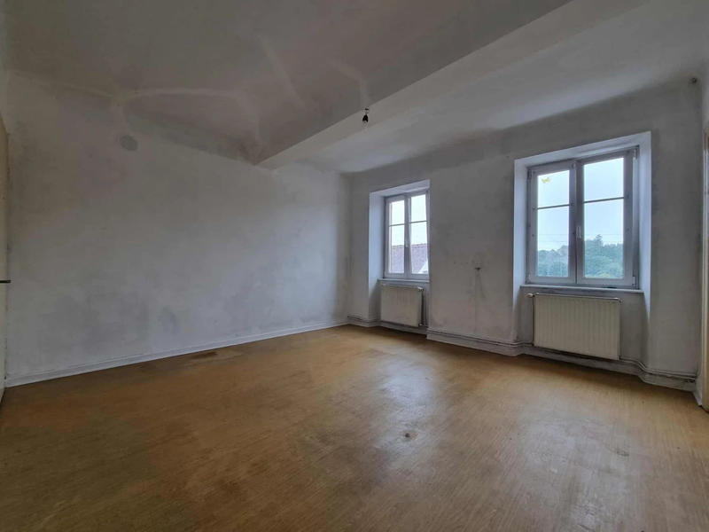 Maison - 198 m² - 10 pièces