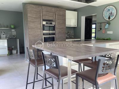 Demeure - 310 m² - 10 pièces