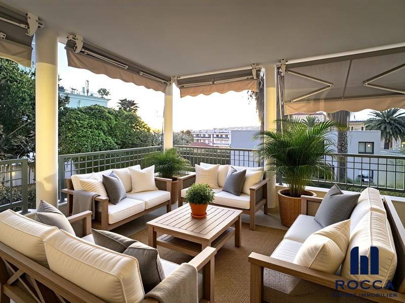 Appartement - 102 m² - 4 pièces