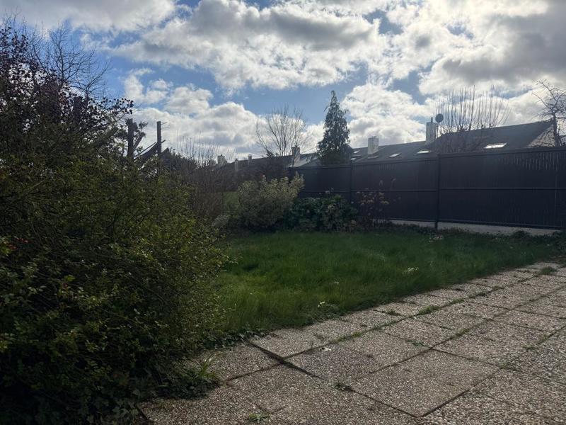 Maison - 98 m² - 4 pièces