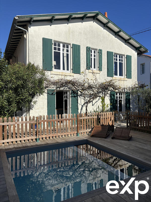 Maison ancienne - 136 m² - 6 pièces