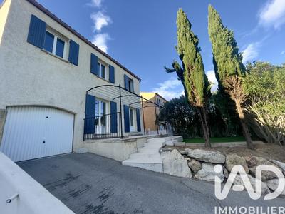 Maison - 93 m² - 5 pièces