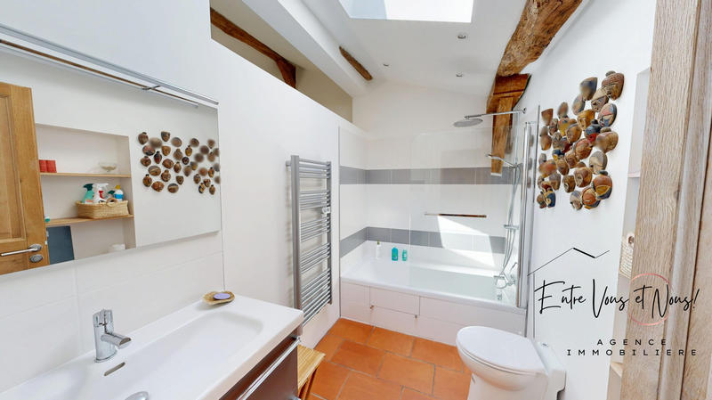 Maison ancienne - 274 m² - 14 pièces