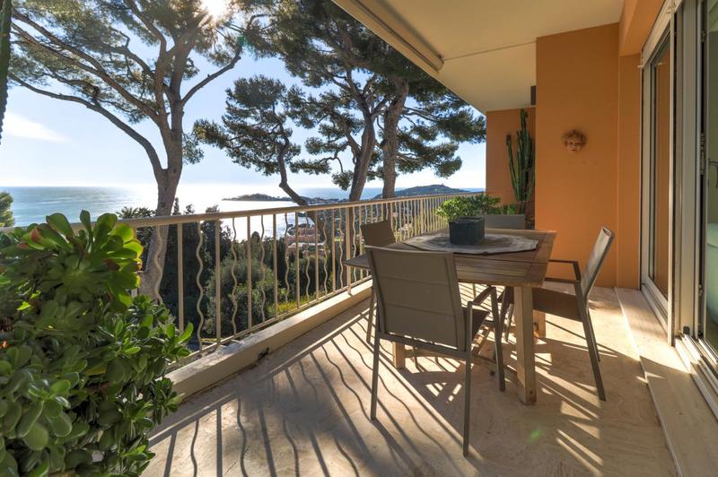 Appartement - 90 m² - 3 pièces