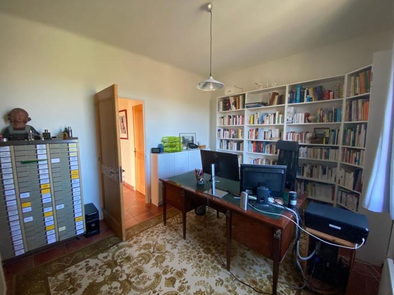 Maison - 250 m² - 7 pièces