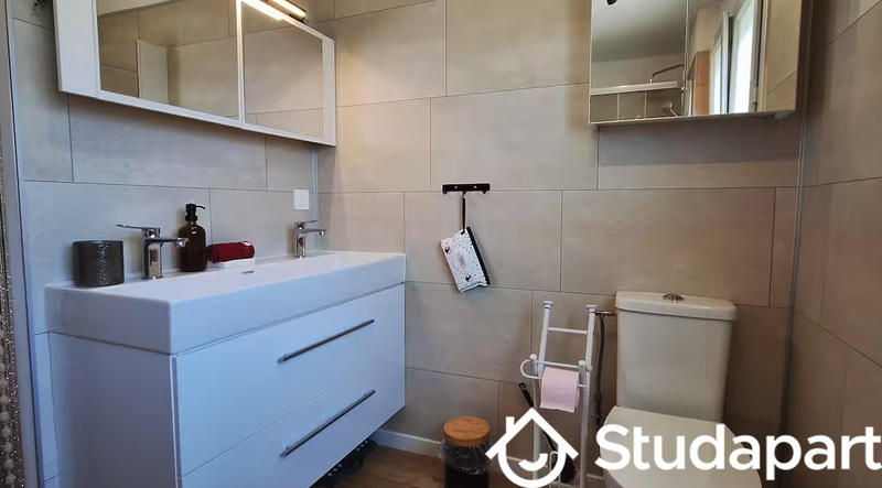 Maison - 97 m² - 4 pièces