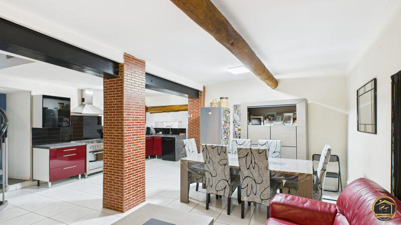 Maison - 150 m² - 8 pièces