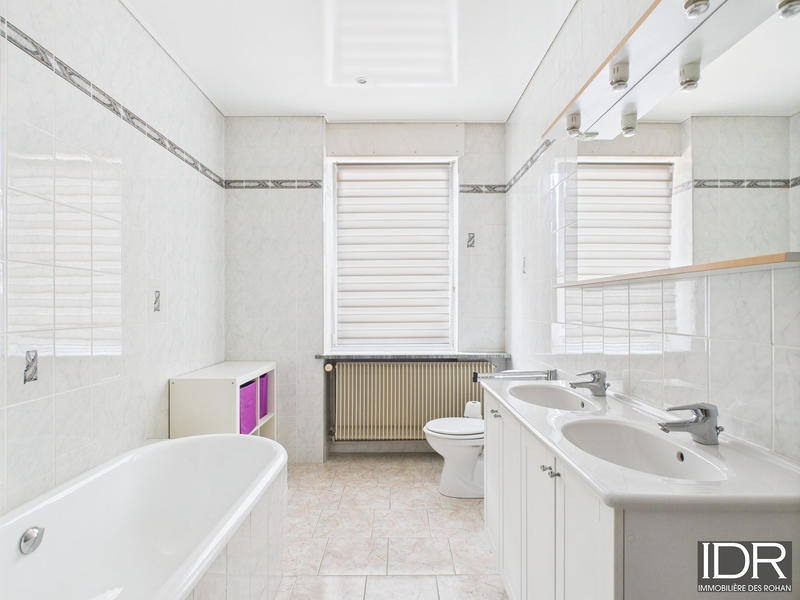 Appartement - 125 m² - 3 pièces