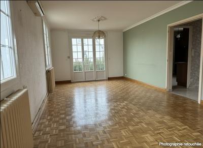Maison traditionnelle - 79 m² - 4 pièces