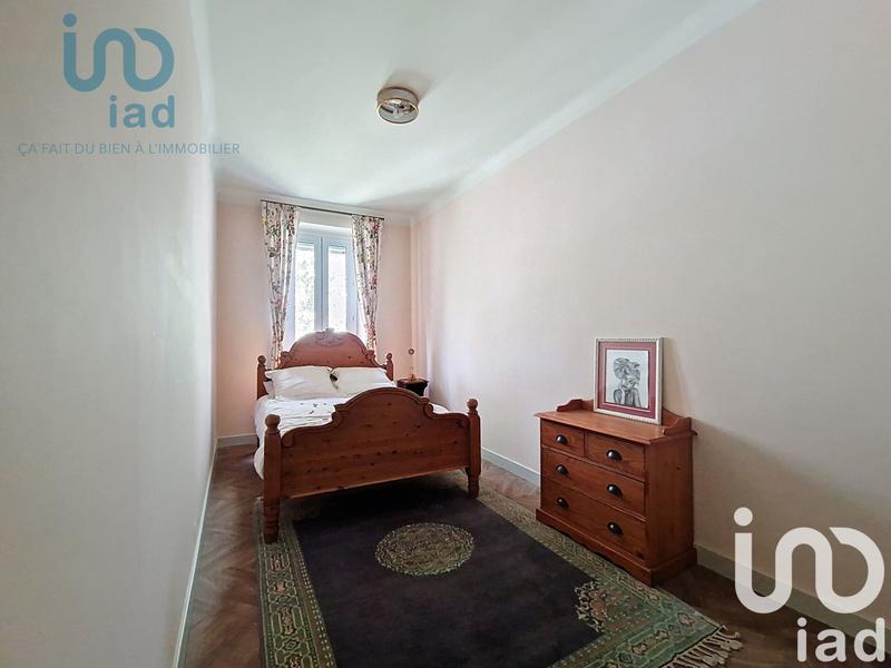 Maison - 280 m² - 8 pièces