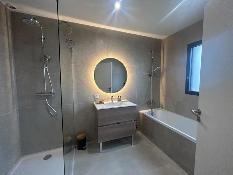 Villa - 104 m² - 4 pièces