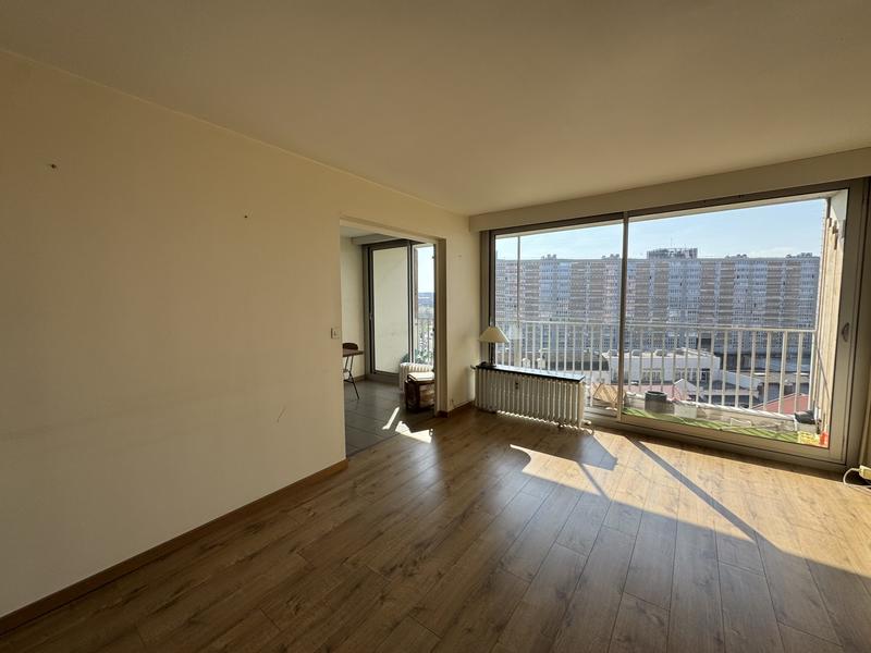 Appartement - 98 m² - 6 pièces