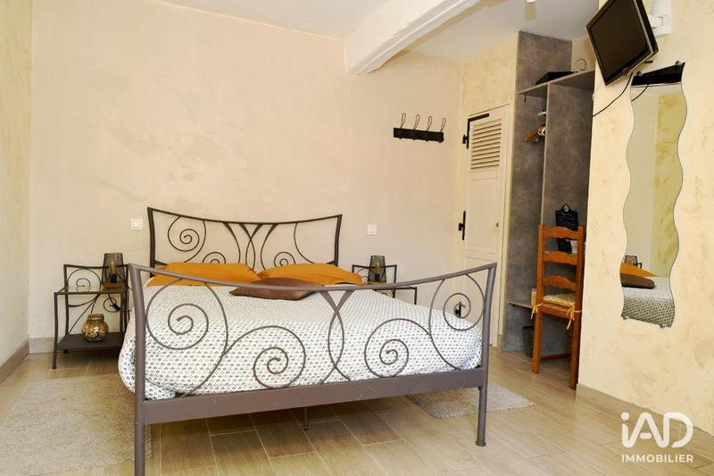 Local commercial - 1 517 m²