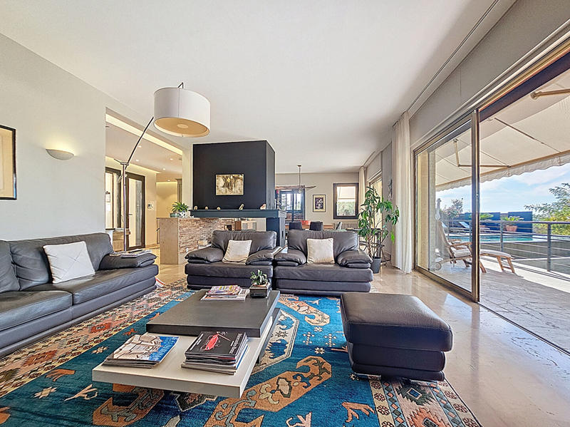 Maison - 195 m² - 6 pièces