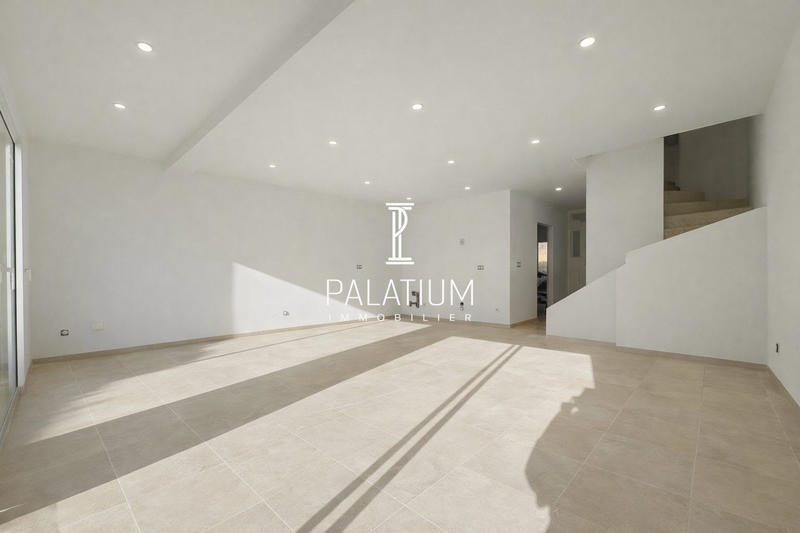 Maison - 99 m² - 4 pièces