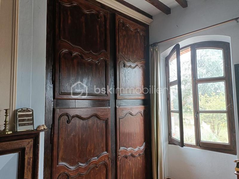 Demeure - 488 m² - 8 pièces