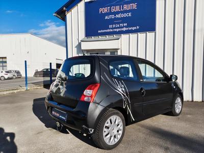 Renault Twingo II Initial Paris 1.2 essence 102ch