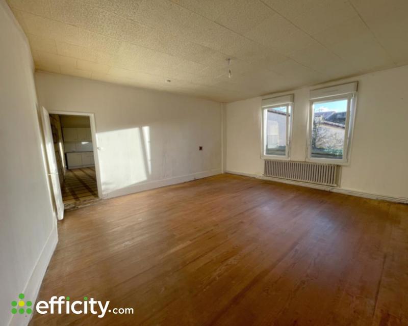 Maison - 96 m² - 3 pièces