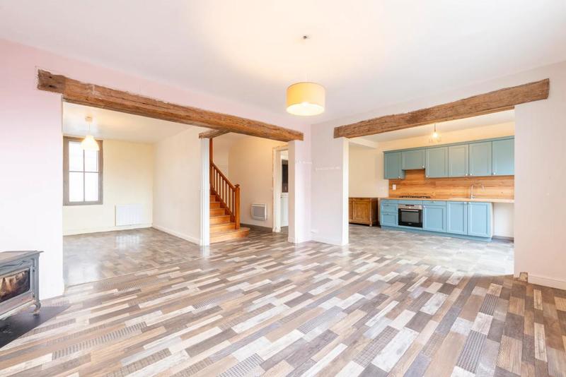 Maison - 160 m² - 6 pièces