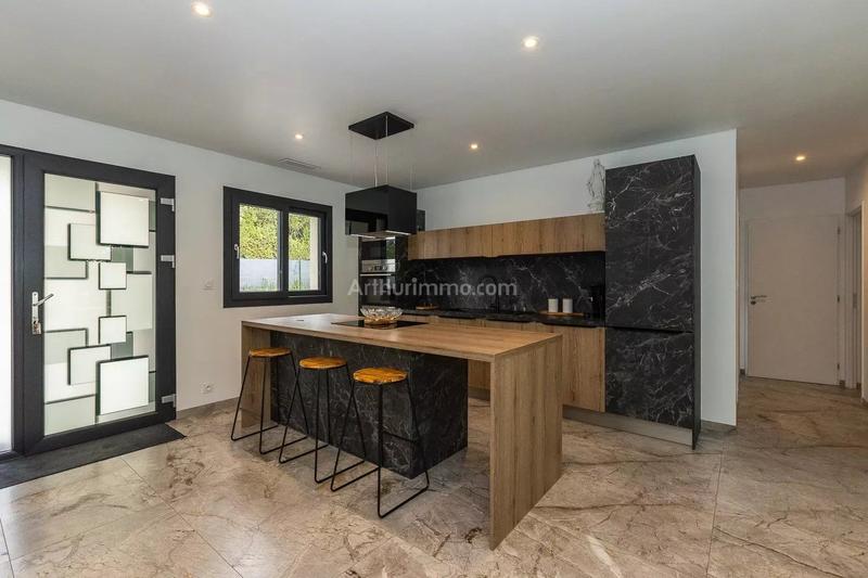 Maison - 105 m² - 4 pièces