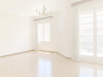 Appartement - 87 m² - 4 pièces