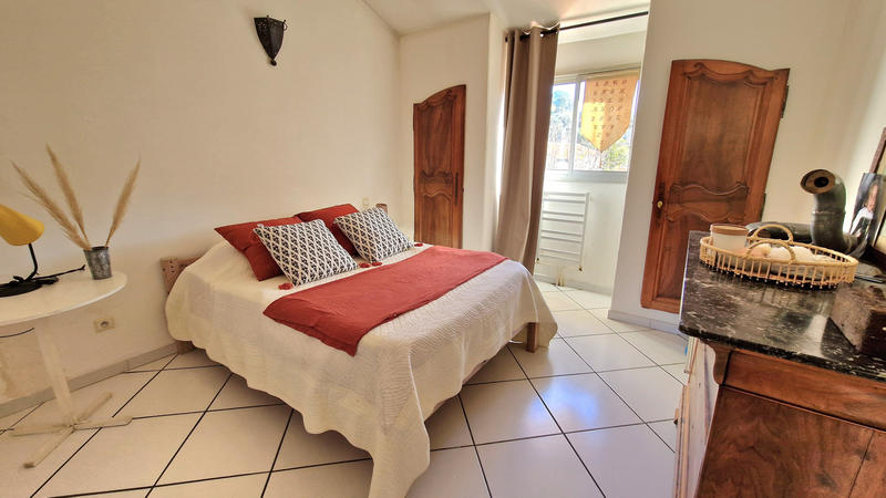 Villa - 200 m² - 5 pièces