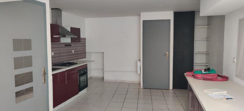 Maison - 99 m² - 5 pièces