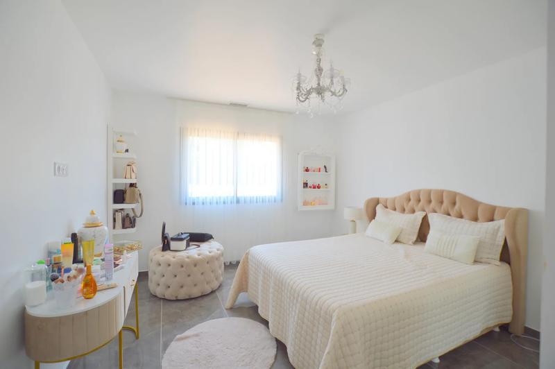 Maison - 139 m² - 5 pièces