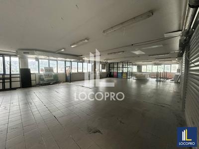 Local d'activité / Entrepôt - 312 m²