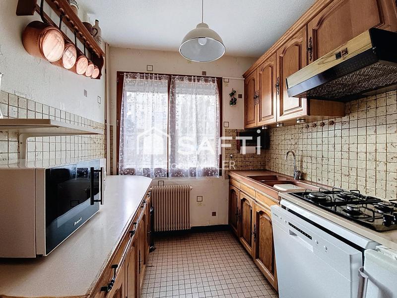 Maison - 101 m² - 5 pièces